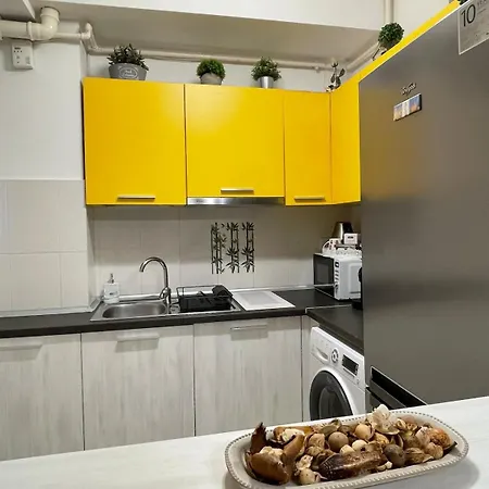 Happy Cozy Place Апартаменты *